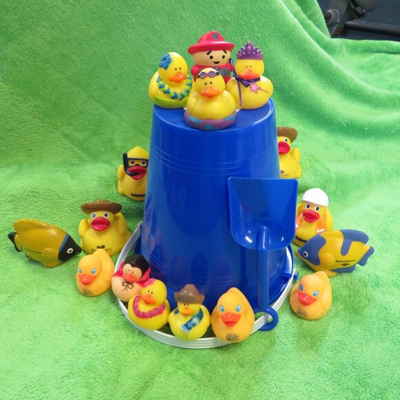 DUCKS In A BUCKET! - Picture 1 of 7